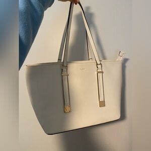 Aldo bag gently used